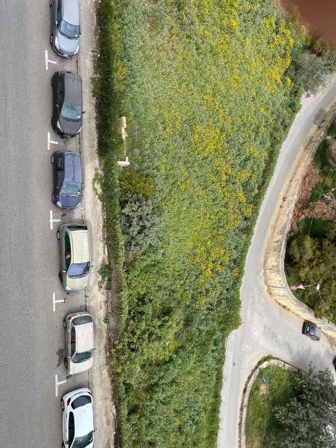 Charming,Comfortable And Centrally Located Group Accomodation Gzira Luaran gambar